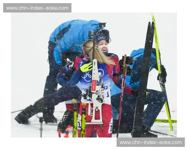 挪威冬季两项女王雷塞兰带病出战 仍率队夺得接力铜牌 挪威冬季两项女王雷塞兰带病出战 仍率队夺得接力铜牌